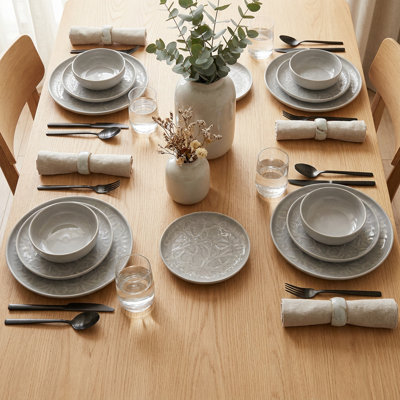 Artisan Loft Grey Porcelain Dinnerware Set (24-Piece Service for 6)