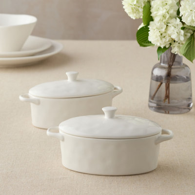 Ensemble de 2 mini-boulanger ovale The Linen Cream - ensemble de 2 assiettes en cocotte avec couvercle en faïence scandinave 8 oz 14 oz avec faîteau à bouton - œufs au four nordiques, quiche individuelle et gratin