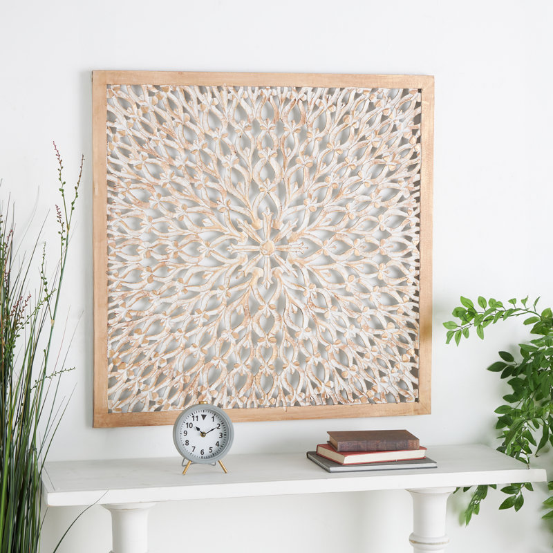 Décoration murale sculptée à la main en bois clair brun clair avec motif mandala, H 36 po x l 36 po x P 1 po
