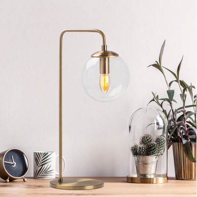 Lampe de table 21,65 po Plath