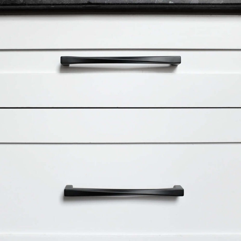 Twist Bar / Handle Pull, Satin Nickel, 5"