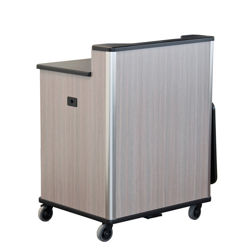 Podium moderne, Érable