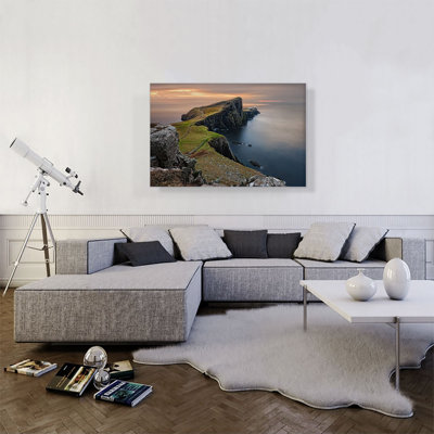 Phare sur une falaise au bord de l'océan, Écosse - reproduction de photo sur toile tendue