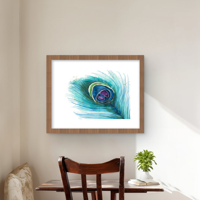 Gros plan sur une plume de paon | Décoration de chambre bleue encadrée