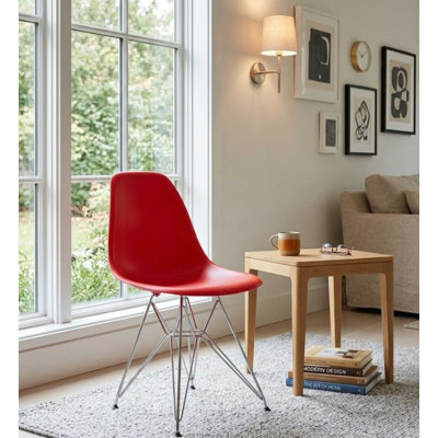 Chaise Leffie avec pieds chromés