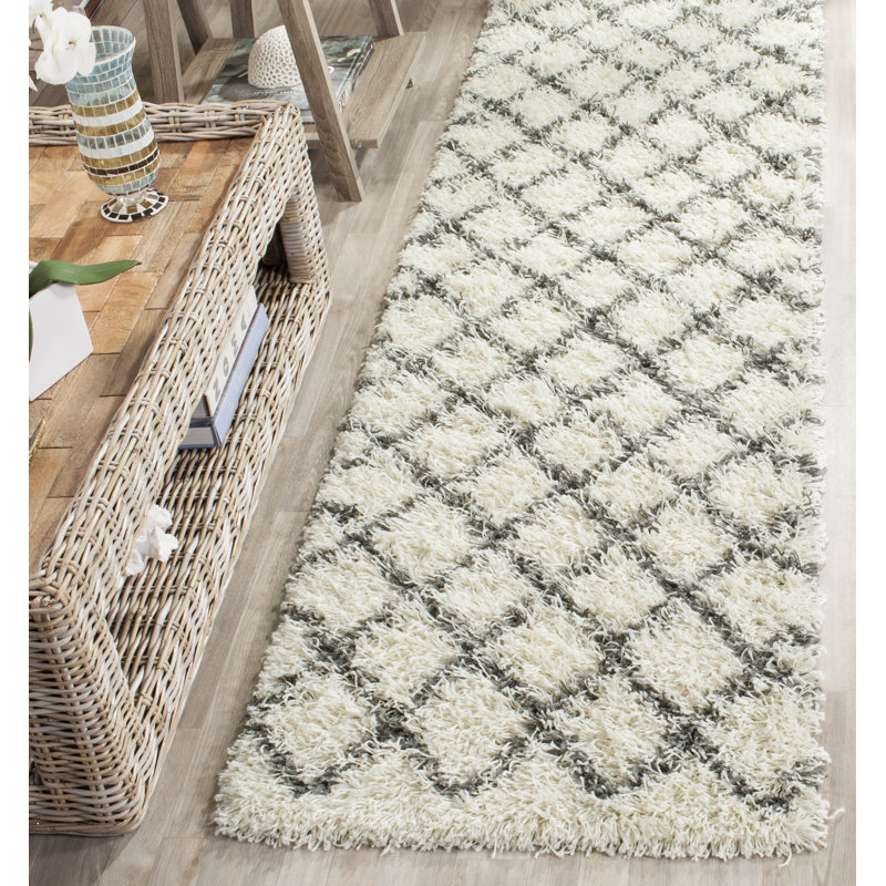 Ivoire géométrique Katia/gris foncé Tapis décoratif, Tapis de couloir 2 pi 3 po x 8 pi