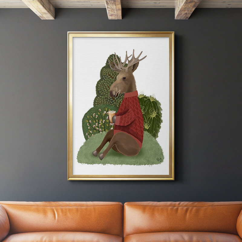 «Latte Moose in Sweater», reproduction encadrée, H 30,5 po x l 22,5 po x P 1 po, Encadrement doré
