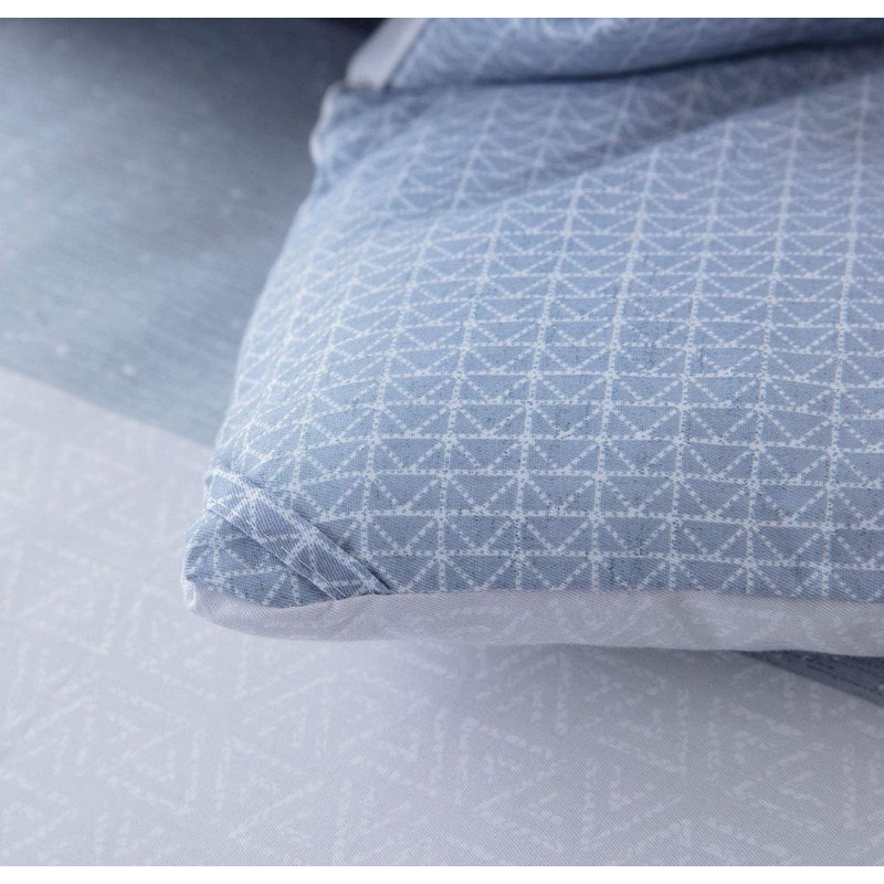 SLEEPBELLA Comforter King Size, 600 Thread Count Cotton White And Navy Striped Patchwork Reversible Pattern Reversible Blue Comforter Set,Down Alternative Bedding Set 3Pcs (King, Blue Patchwork)