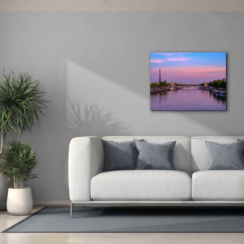 «Paris - Sunrise Over Seine» par Epic Portfolio, art mural sur toile, H 26 po x l 34 po x P 1,5 po