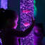 Lampe à bulles sensorielle de 3,3 pi avec télécommande - 7 lumières DEL d'aquarium à changement de couleur avec poissons en mouvement et bulles réglables - Jouets sensoriels autistes pour le TDAH, veilleuse relaxante pour enfants adultes, décor de salle de thérapie