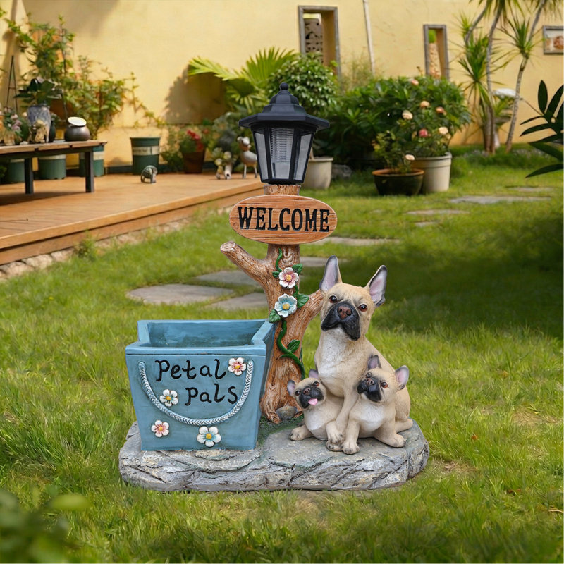 Statue de jardin de bouledogue français