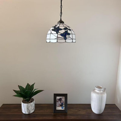 Luminaire suspendu Tiffany en verre teinté blanc avec fleurs bleues et ampoule DEL incluse