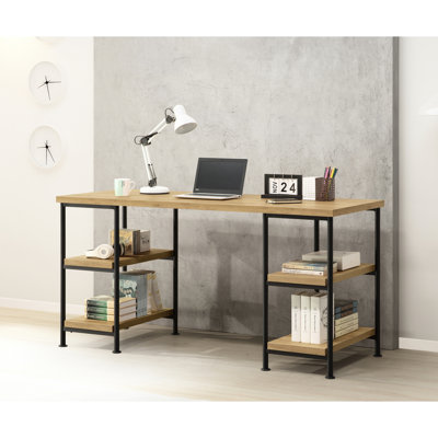 Bureau en chêne doré avec détails métalliques et 4 tablettes de rangement - Bureau réversible gain de place.