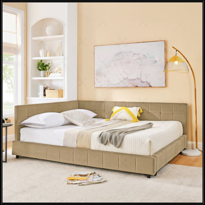 Structure de lit tapissier grand format, canapé-lit avec dossier confortable et accoudoirs pour la chambre à coucher et le salon