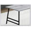 Table basse moderne moderne avec stratifié gris élégant et pieds en métal noir, parfaite pour les petits salons-130920263