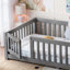 Lit simple avec garde-corps et porte pour enfants, gris-129123707-129123706