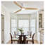 Ventilateur de plafond blanc de 52 pouces avec pales en bois, moteur réversible à courant continu, lumière DEL intégrée avec température de couleur réglable et fonction minuterie