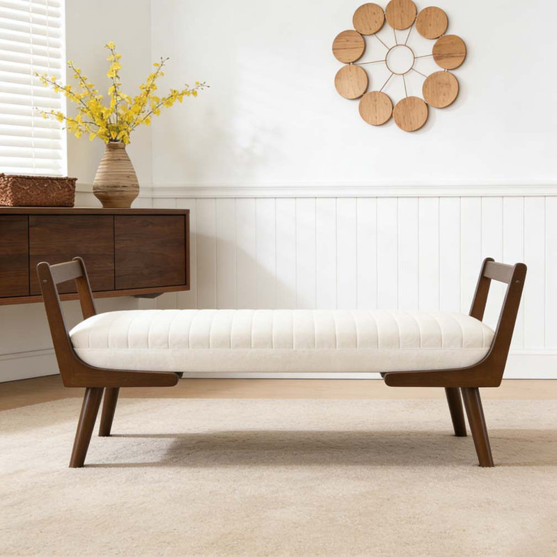 Banc 52 po Mid-Century avec pieds en bois de noyer, Beige