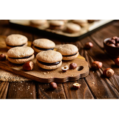 Hazelnut Shortbread Sandwiches - Photographie sur toile tendue