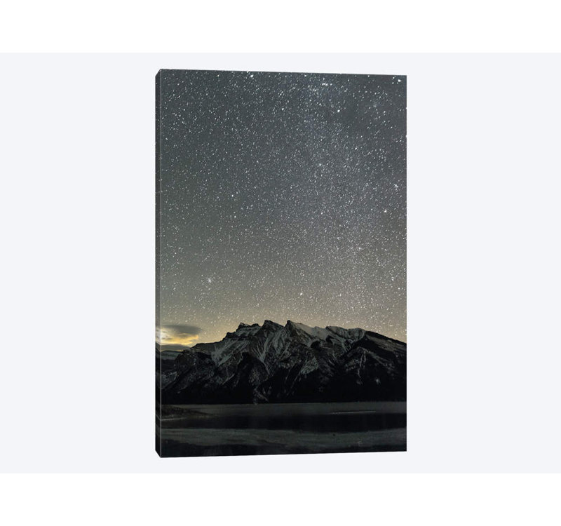 Reproduction d'art graphique sur toile tendue, "Lake Minnewka, Alberta I" par Luke Anthony Gram, H 18 po x l 12 po x P 1,5 po