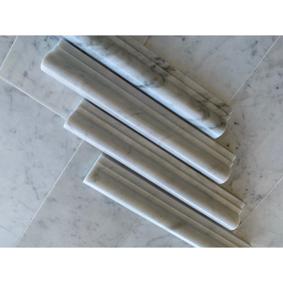 Chaise Carrara polie