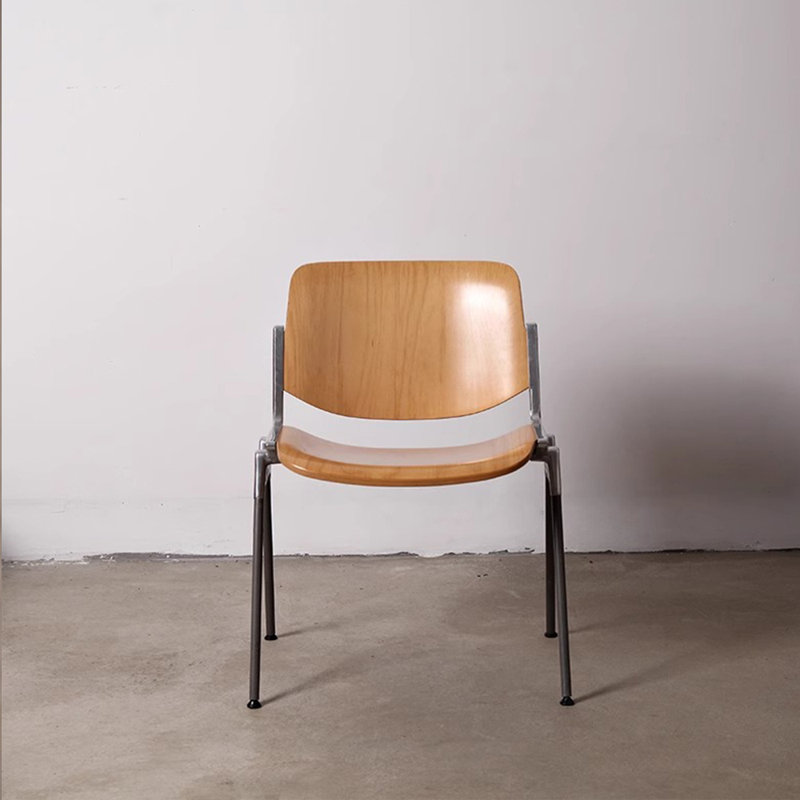 Chaises de travail Giancarlo Piretti