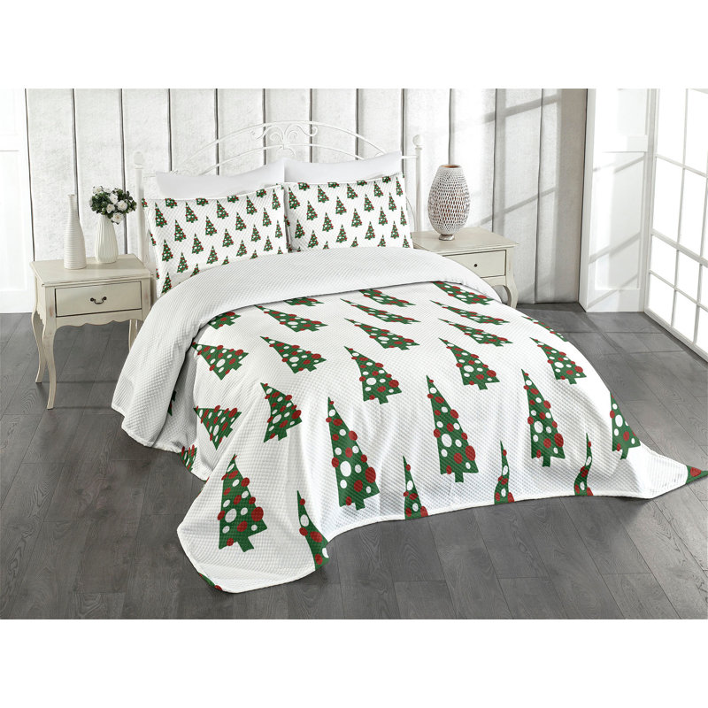 Ambesonne Geometric Bedspread Set 3 Pcs Xmas Tree Pattern Queen Hunter Green Ruby White