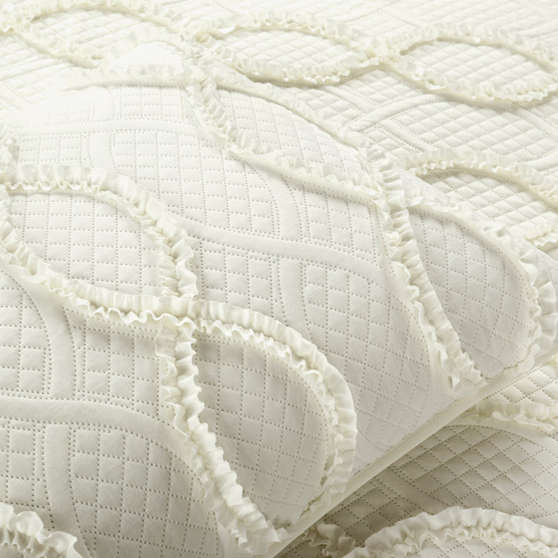  Microfiber 3 Piece Quilt Set, Queen Quilt + 2 Standard Shams, Ivory