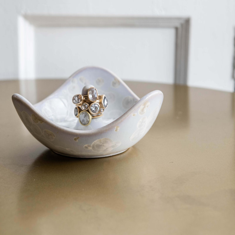 Crystalline Ring Holder, Cadent White