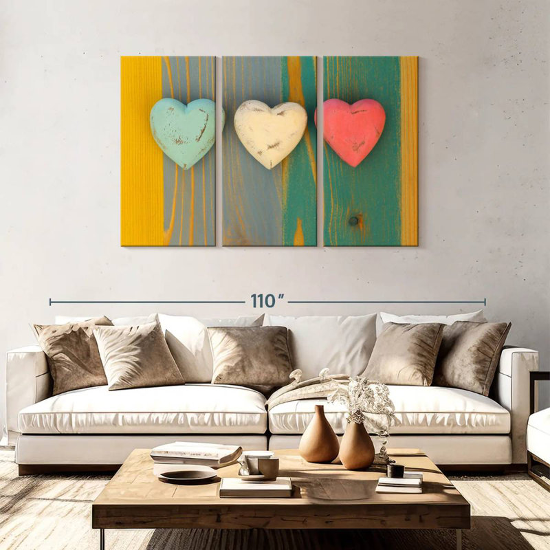 Trois cœurs en bois Hardie, H 48 po x l 74 po