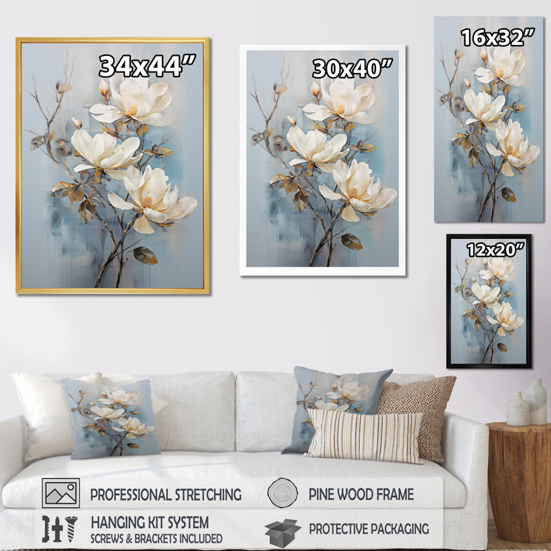 Magnolias Bloom en blanc IV sur toile, Cadre naturel flottant, H 32 po x l 16 po