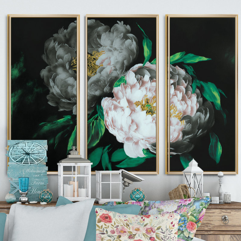 «White Blossoming Peony on Black I», reproduction de cadre flottant sur toile 3 pièces, H 20 po x l 36 po x P 1 po