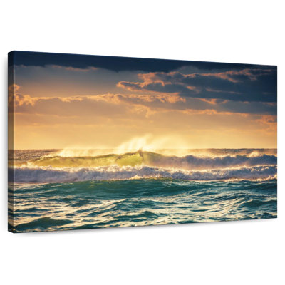Gillard Sunrise Ocean Wave