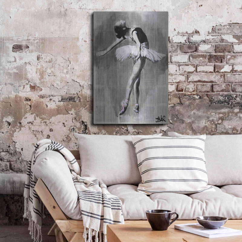 «Her Finest Hour» par Loui Jover, H 36 po x l 24 po