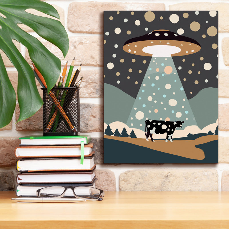 «Ufo Cow» par Andreas Magnusson, art mural sur toile, H 16 po x l 12 po x P 0,75 po