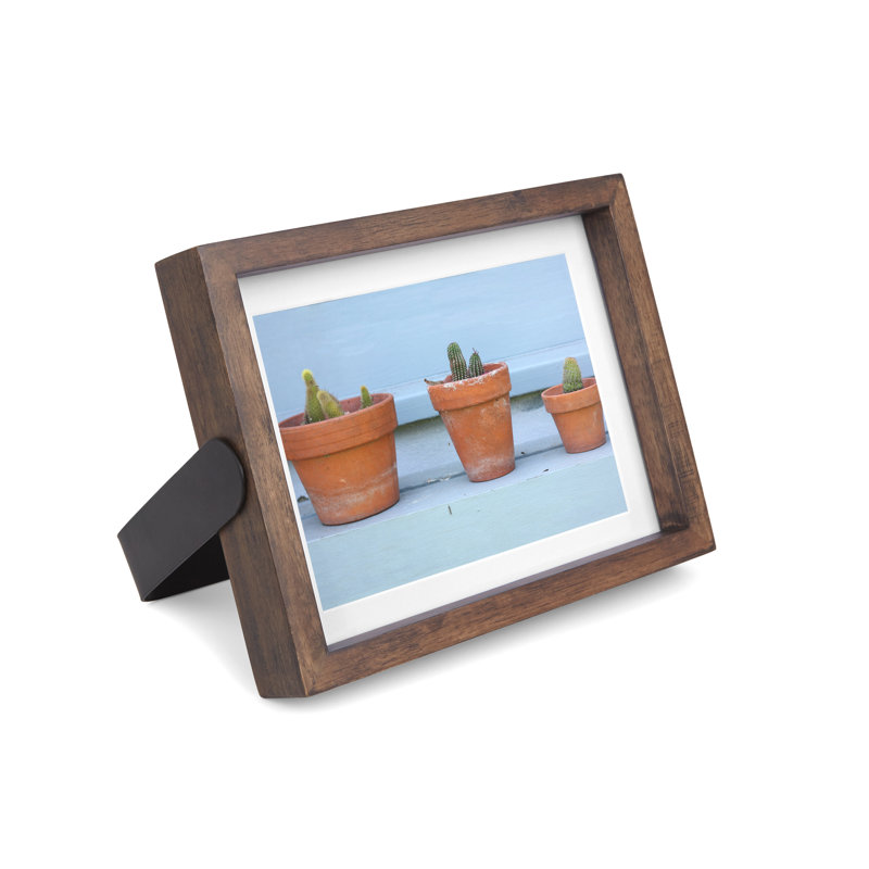 Axis Picture Frame