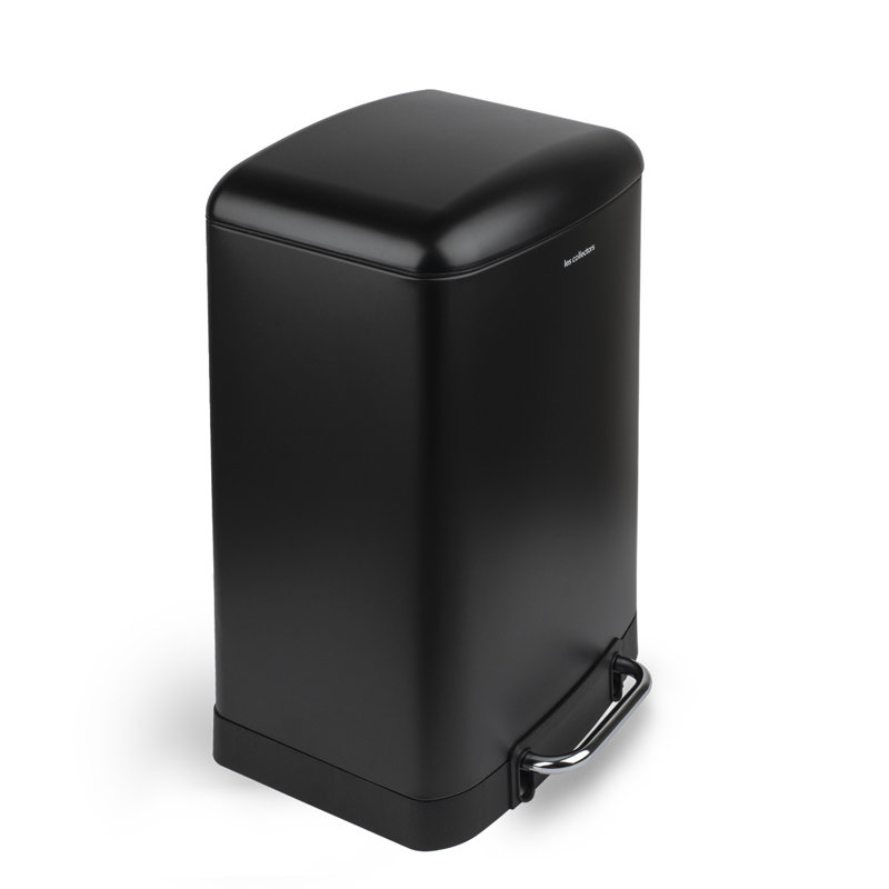 20 Litre Step On Trash Can, Black, 52.5cm H x 30cm W x 29cm D