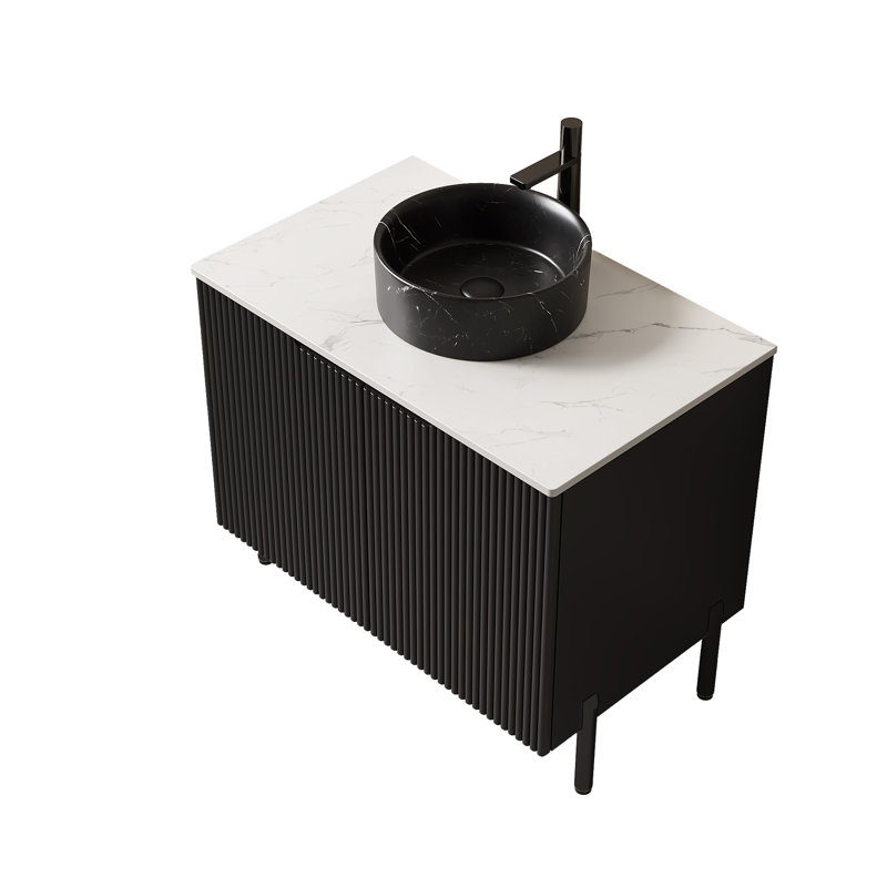 Ensemble de meuble-lavabo autoportant avec 2 portes, meuble-lavabo de salle de bain autoportant à 2 portes TURIO avec lavabo rond en céramique noire à motif en pierre et comptoir en pierre frittée blanc Carrara