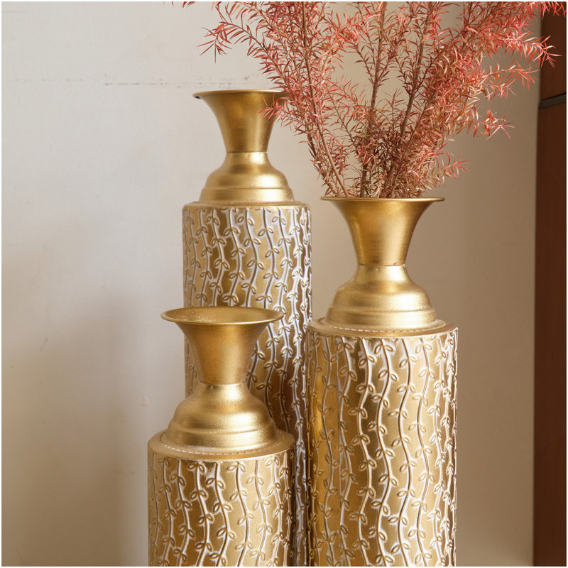 Vases décoratifs en métal