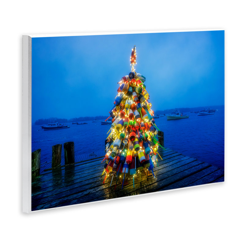 «Lit Bouys Christmas Tree» par Rick Berk, H 13 po x l 19 po
