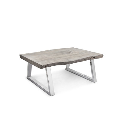Table basse à tréteaux