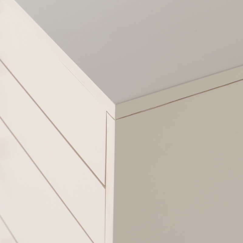 Van 7 - Drawer Dresser