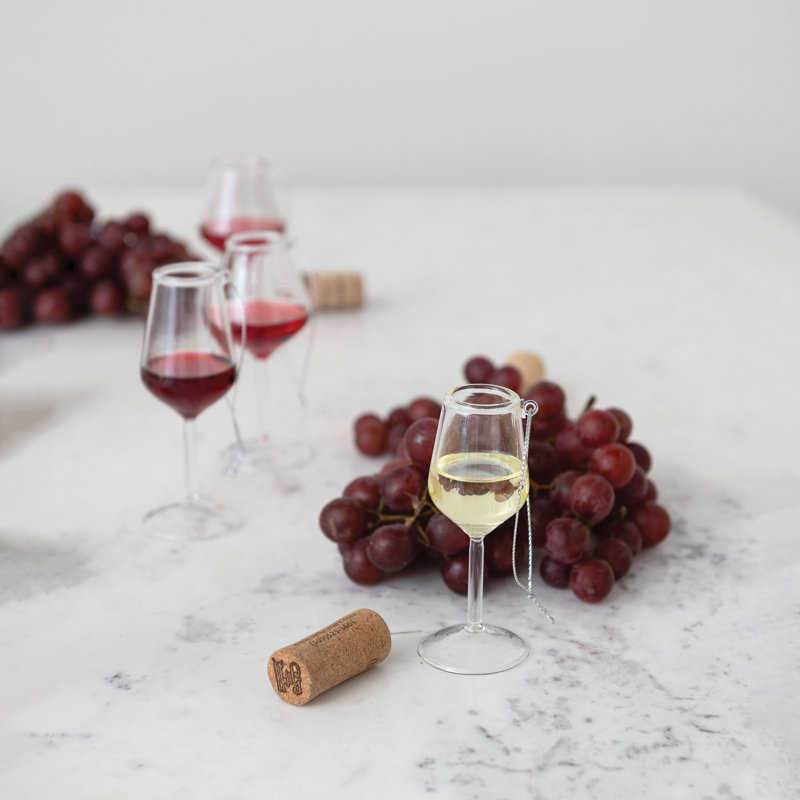 Ornement en verre à vin