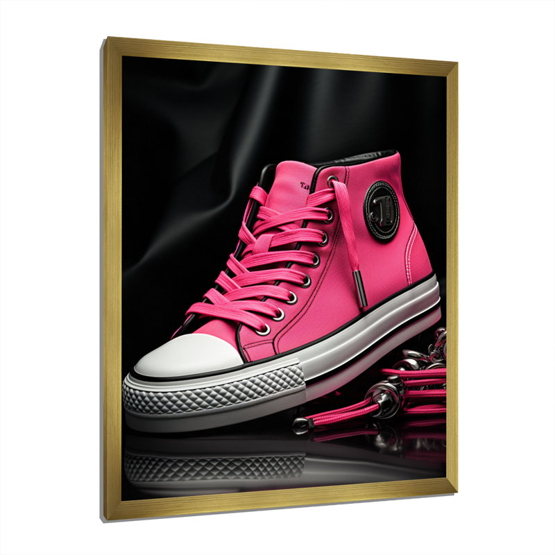 «Fashion Pink Sneakers Obsession I» sur toile, H 40 po x l 30 po x P 1,5 po, Encadrement doré