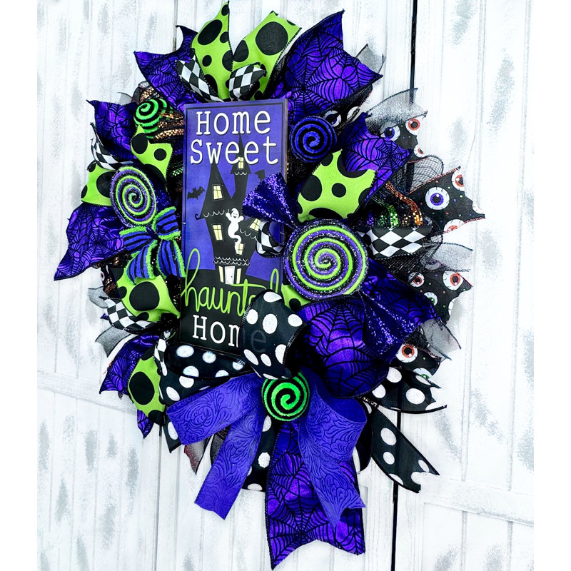 Couronne en maille décorative lumineuse Haunted Home