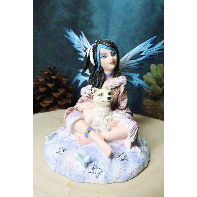 Figurine joli petit esquimau fée d'hiver
