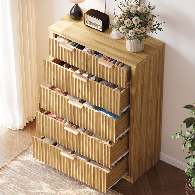 45'' Tall Dresser with 6 Drawers, Vertical Storage Dressers With Outlets, Chest Of Drawers