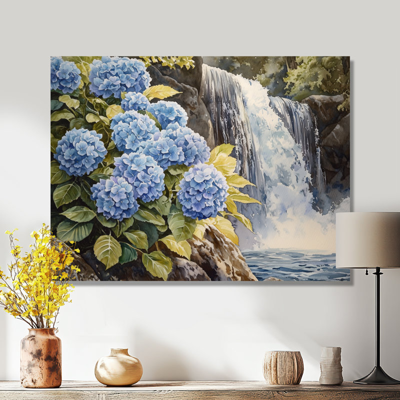 Jaber Hydrangeas By The Waterfall I - Hydrangea Wall Art, H 30 po x l 40 po, Toile tendue, Ne s’applique pas