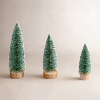 Snow-Covered LED Bottlebrush Tree Set