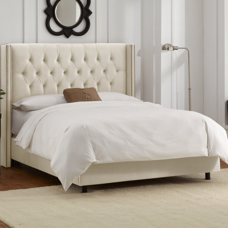 Lit tapissier standard Breckin, Très grand californien, Classic Steel Grey Performance Velvet